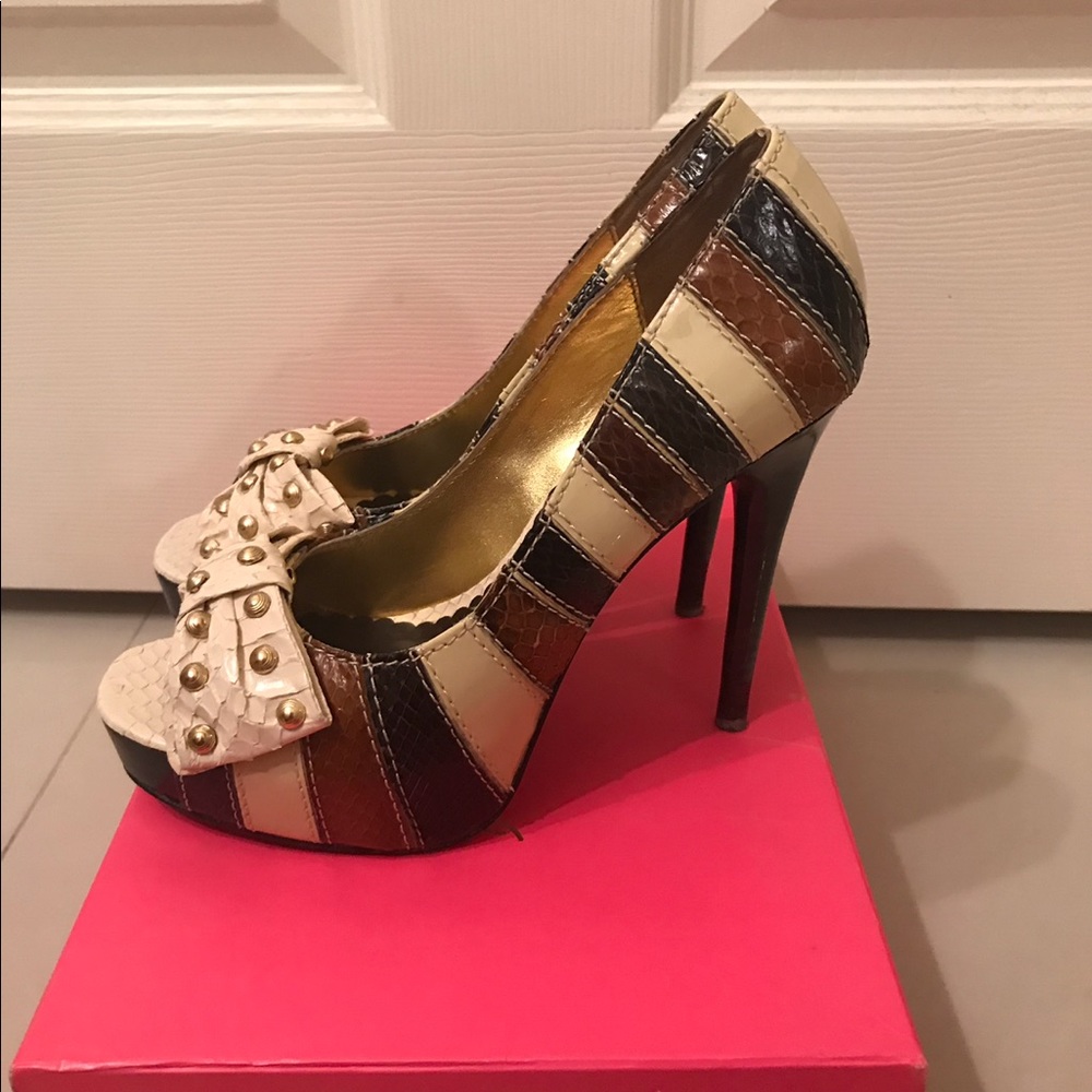 Betsey Johnson Nina open toe studded striped pump.